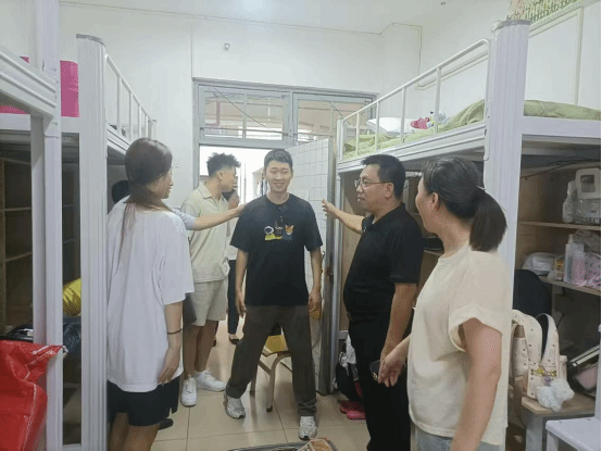 熊猫体育直播